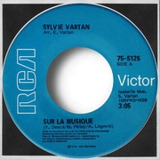 Sylvie Vartan 45 tours Canada "Sur la musique"   RCA  75 5125 Ⓟ 1972