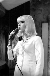 Sylvie Vartan à l'émission de TV  "Tien Tien" aux Pays-Bas, le 26 mars 1966